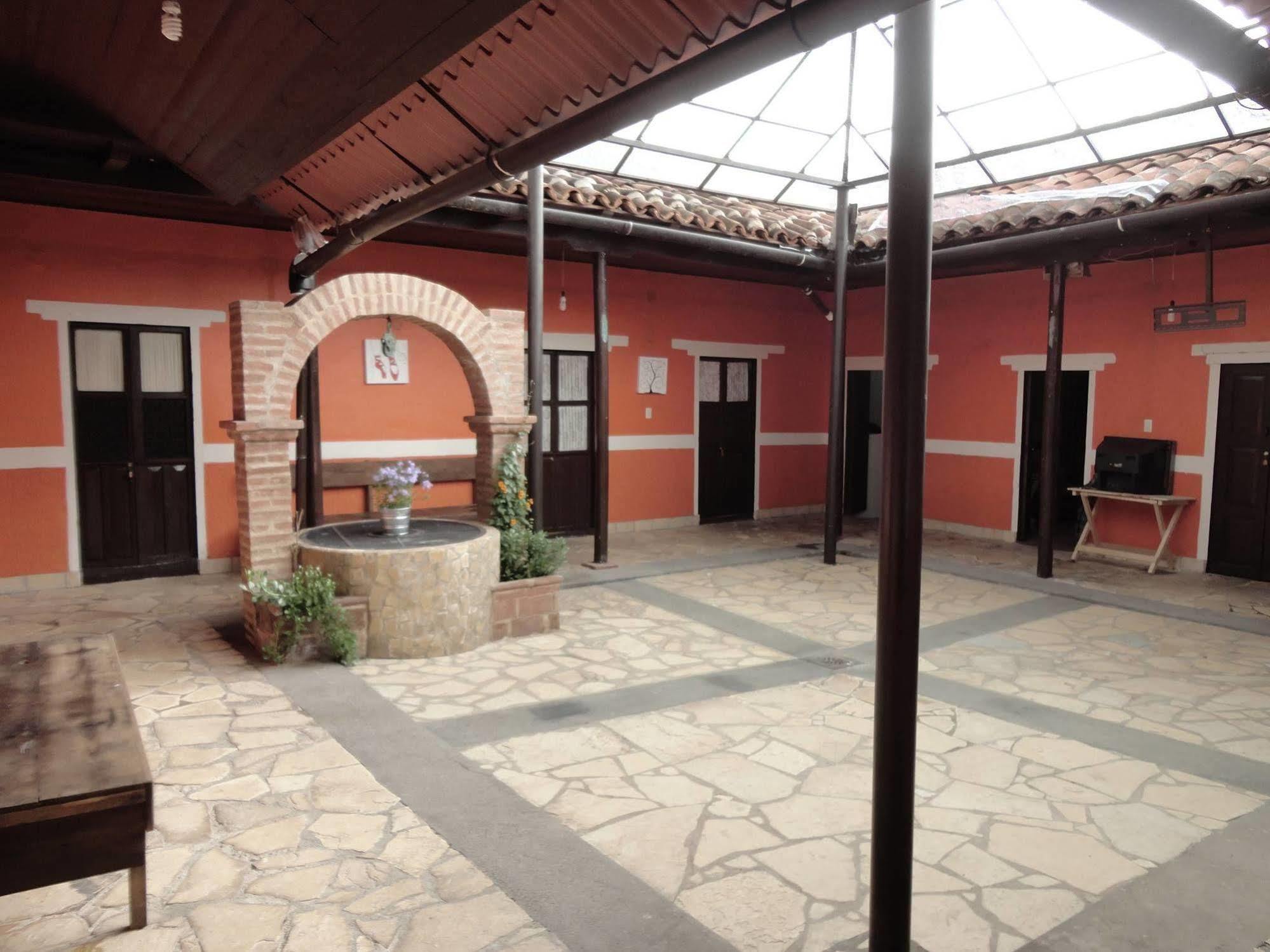 Casa Monad Panzió San Cristóbal de Las Casas Kültér fotó